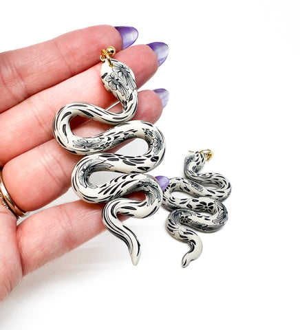 Anya Snake Earrings - Cream with Black Flora