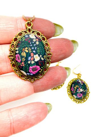 Floral Dreams Pendant Necklace