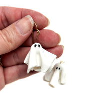 Ghost Dangles