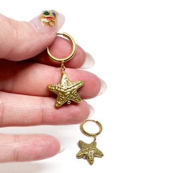 Gold Starfish Huggies