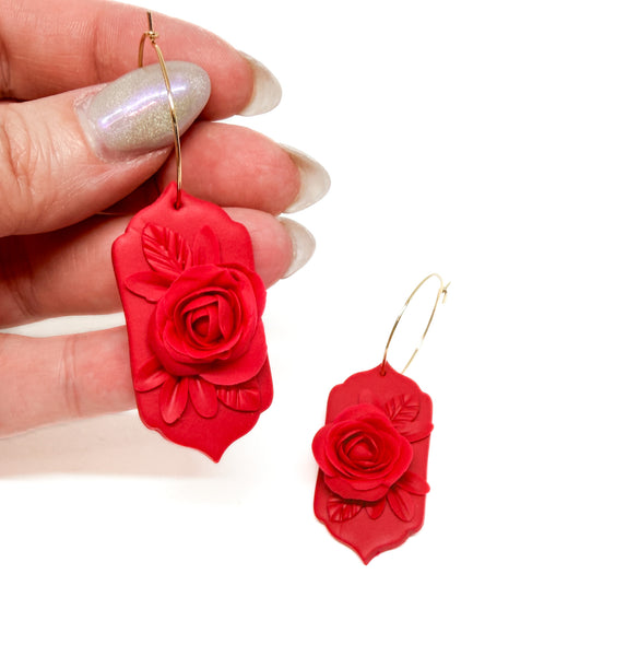Lilith Floral Dangles - Strawberry