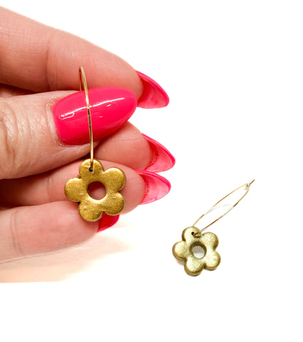 Itty Bitty Gold Daisy Dangles