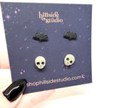 Skull and Bat Stud Set
