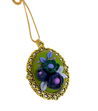 Floral Pendant Necklace - Green